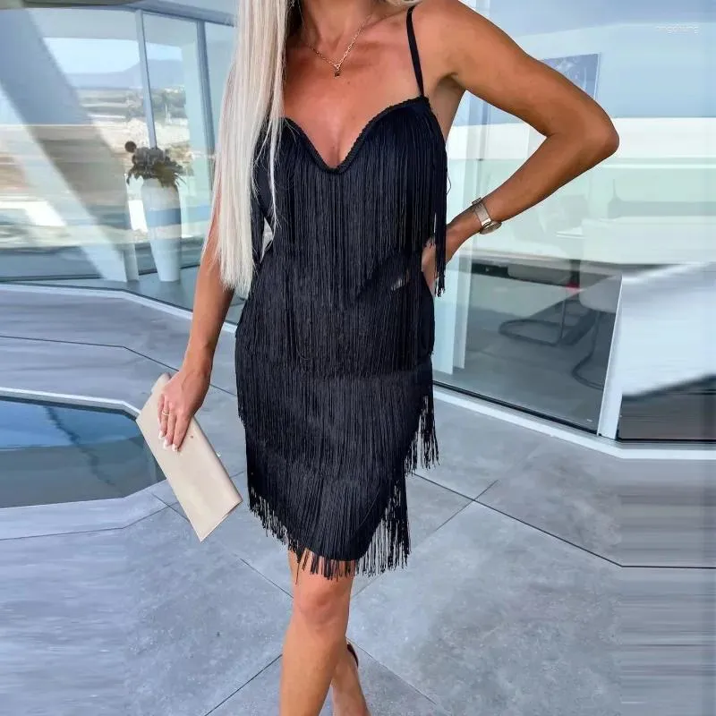 Casual Dresses Summer Low Cut V-Hals Rem Tassel Dress Sexig klubb ärmlös Skinny Short Fashion Design Layered Party for Women