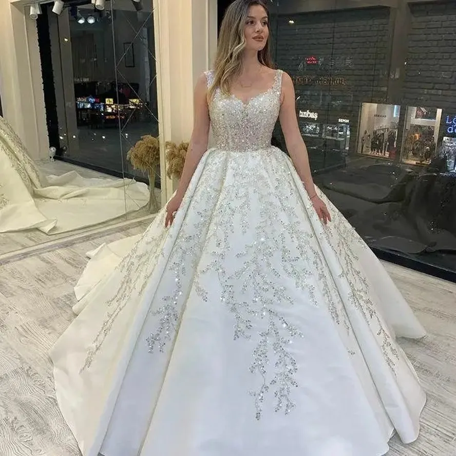 Plunging Sweetheart Neckline Satin Princess Gown Modern Satin Vestido De Novia Wedding Dress Mermaid Bow Court Train Dress