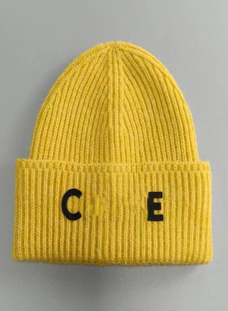 Designer brand men039s beanie hats women039s autumn and winter new classic letter C outdoor warm allmatch knitted hats2663010