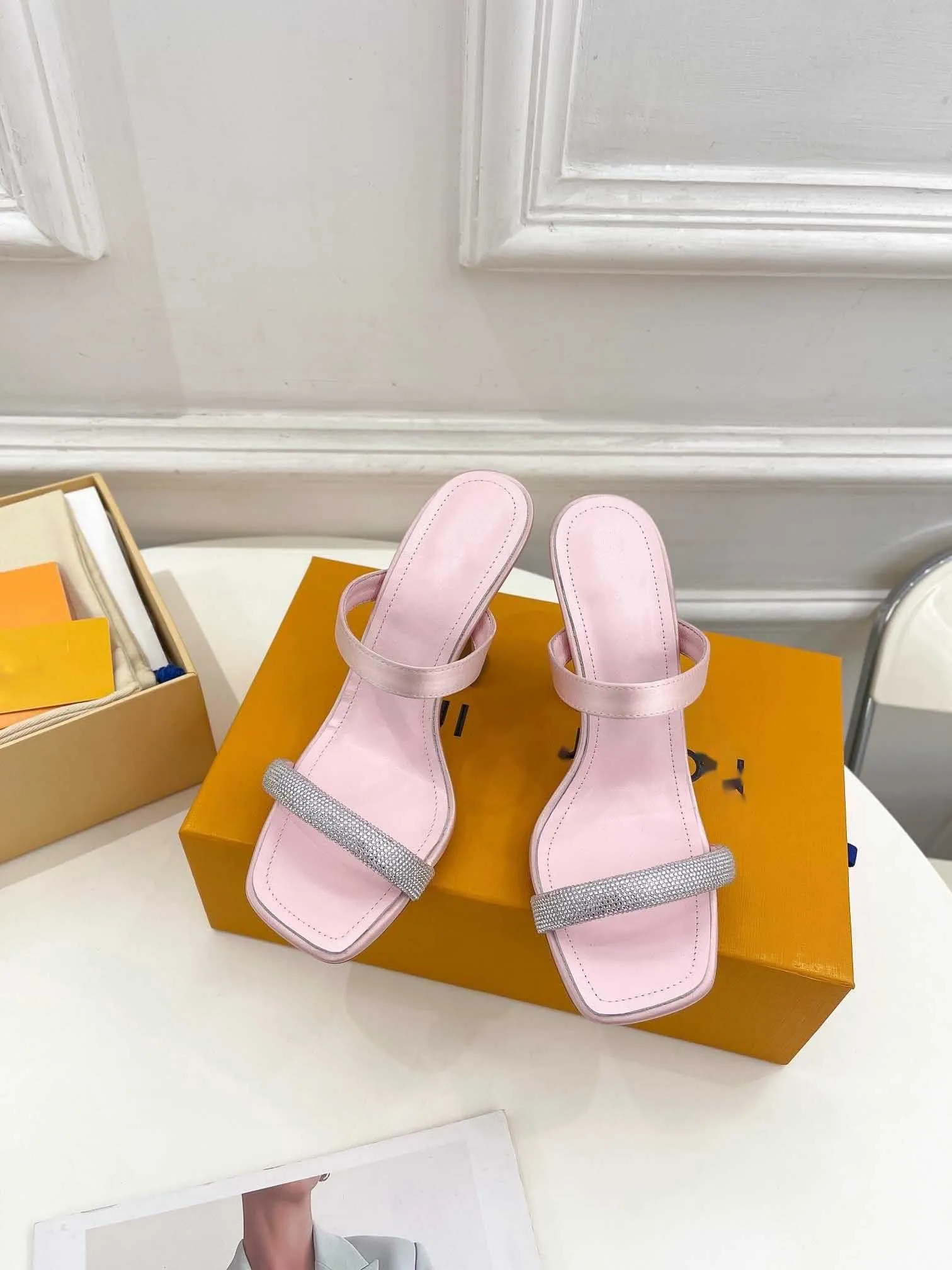 Lvity Summer Women's Sandals Designer High Heeled Sheeled Shoes 6.5cm 9.5cm Heels Shoes Sequenced Clipper Sandals Luxury