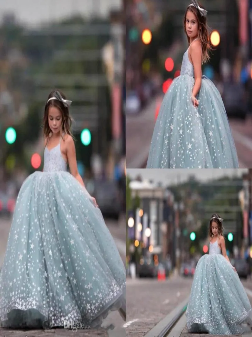 Little Girl039s Ball Gown Tulle Abiti Spaghetti Abito azzurro con stelle Volant a strati Girl039s Abiti da spettacolo Bambini Fo3744356