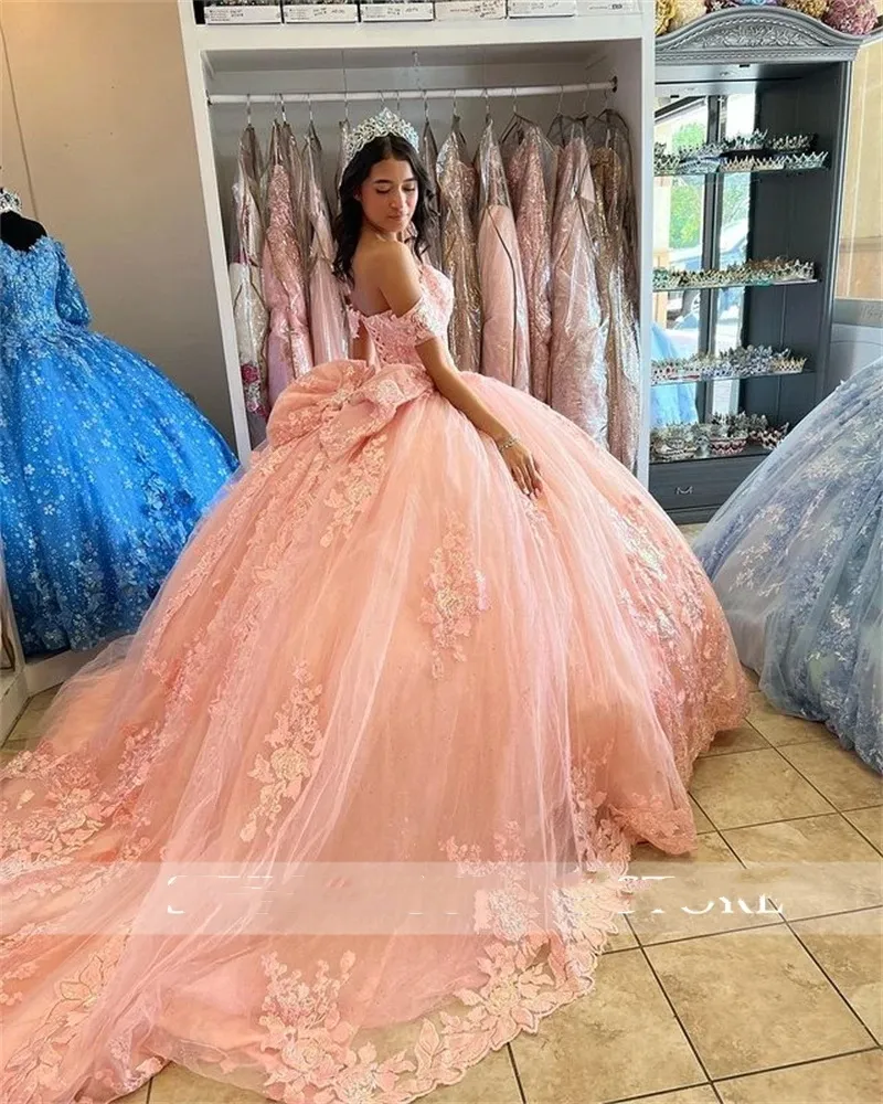 Princess Pink Off The Shoulder Ball Gown Quinceanera Dresses Beaded Celebrity Party Gowns Appliques Graduation Bow Vestido De 15