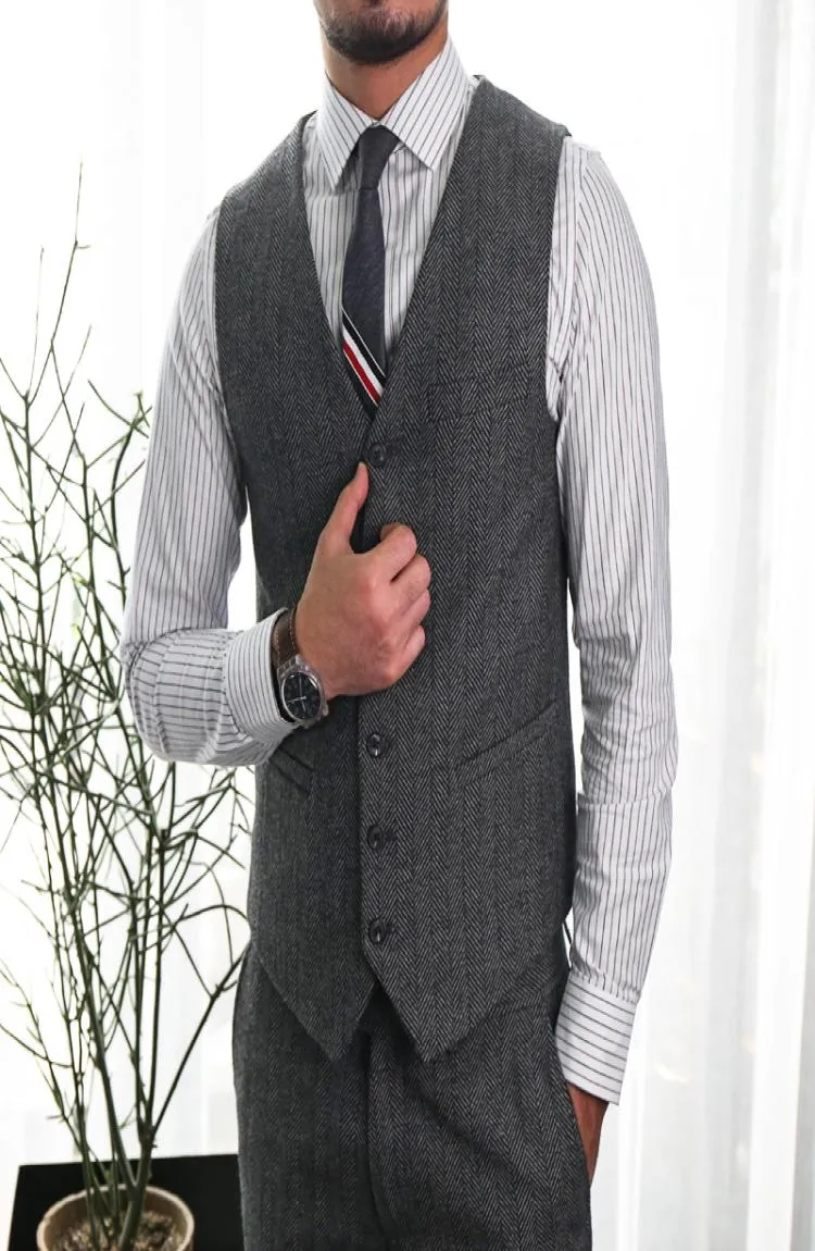 2020 Nouveaux gilets de marié en laine pour gilets de fête de mariage rustiques Slim Fit Gilets pour hommes sur mesure, plus la taille Style britannique Groom Wear Busine4569180