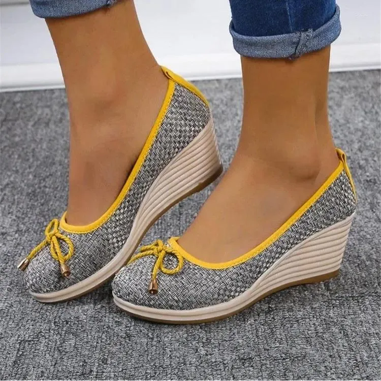 Dress Shoes Autumn 2024 Female French Small Fragrant High Heels With Bow Pointed Head Single Wedges