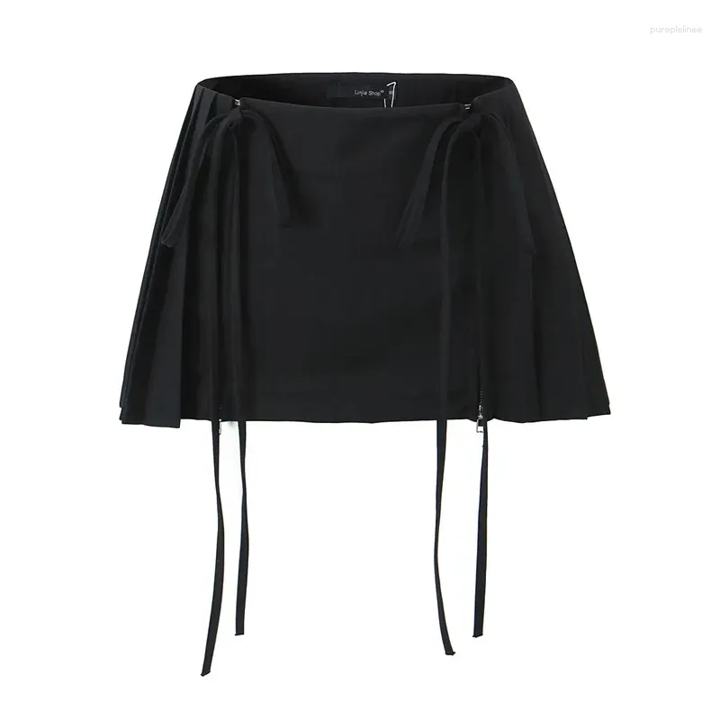 Spódnice y2k seksowne plisowane mini dla kobiety 2024 Summer Preppy Streetwear Girl Zipper Bandage Slim Split Krótka kobieta