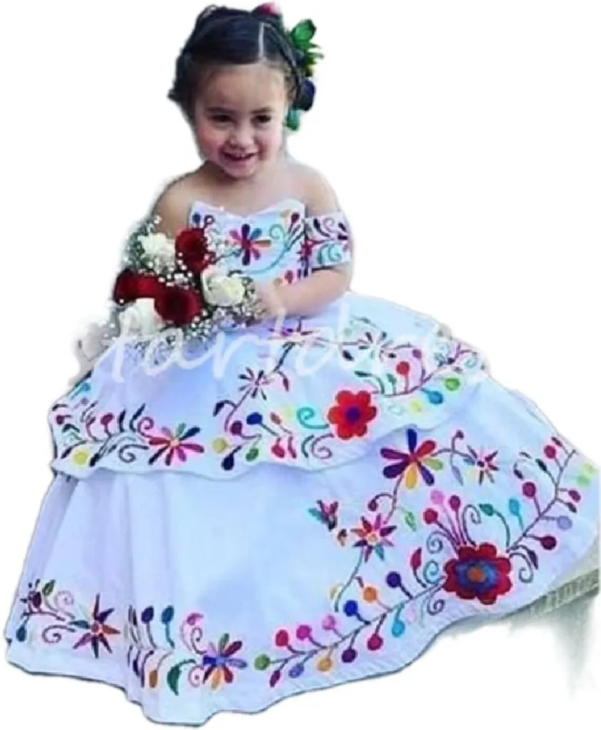 Princesse Charro : Robe Mexicaine Brodée Pour Filles Fiesta, Concours,  Mariage ;Du Tout Petit À L'adolescent Du 82,72 € | DHgate, image size:842x1024
