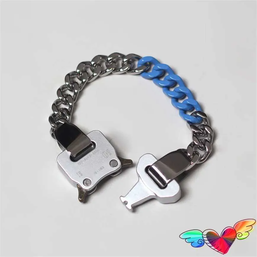 Pulseras con dijes Patchwork Azul Plata 1017 ALYX 9SM Pulseras Hombres Mujeres Moda Acero inoxidable Titanio Pulseras ALYX Hebilla de seguridad Cadena de eslabones J240118