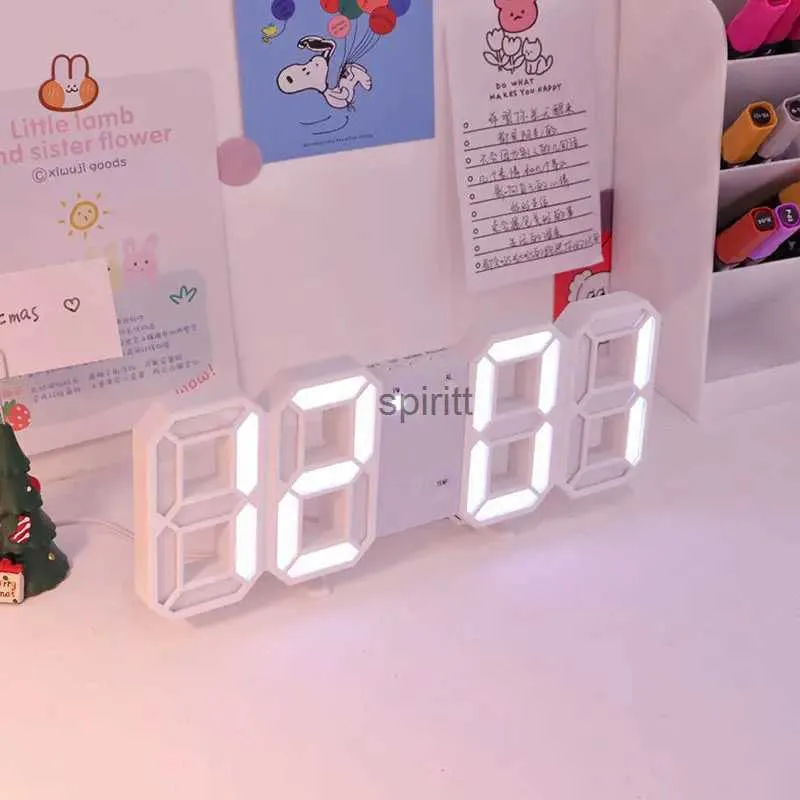 Skrivbordsklockor termometer Display Office Electronic Watch Snooze Function Table Clock Nordic Digital Alarm Clocks Wall Hängande kalender YQ240118