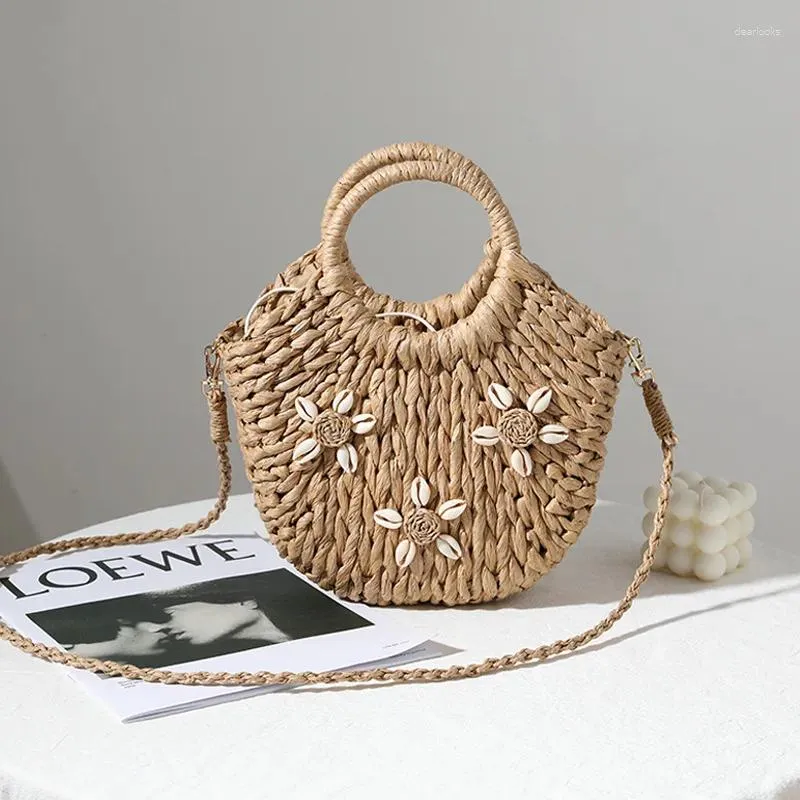 Kvällspåsar Straw Bag 2024 Net Celebrity Shell Female Shoulder Messenger Beach Portable Vegetable Basket