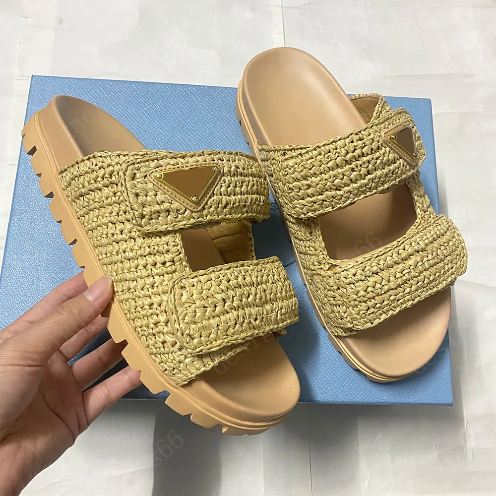 Nya kvinnors sandaler Designer Sandaler Natural Raffia Sandal Sticked Sandals Triangle Sandaler Summer Sandaler Flat Sandaler Utsökt semester Sandal Sandal Size 35 42