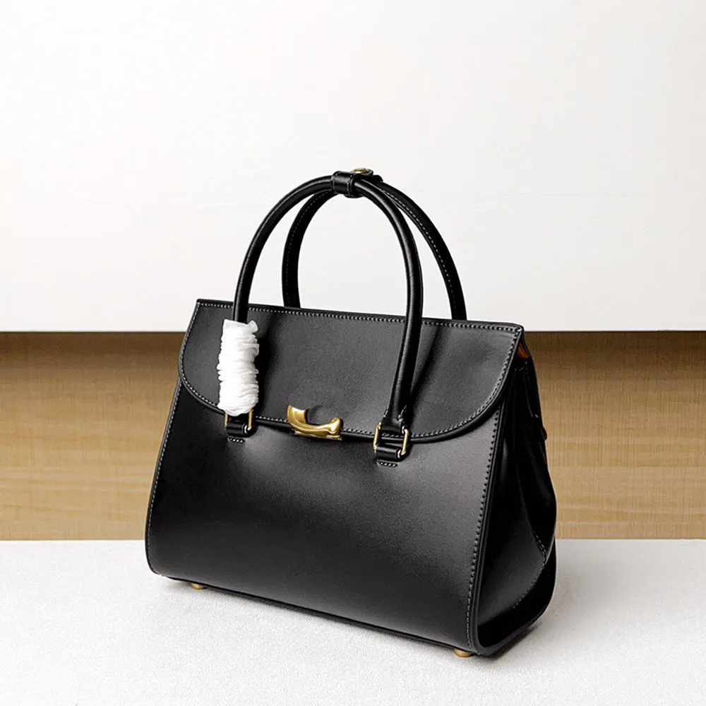 Luxury Designer Black Leather Tote For Women ... From Milansunglasses ...