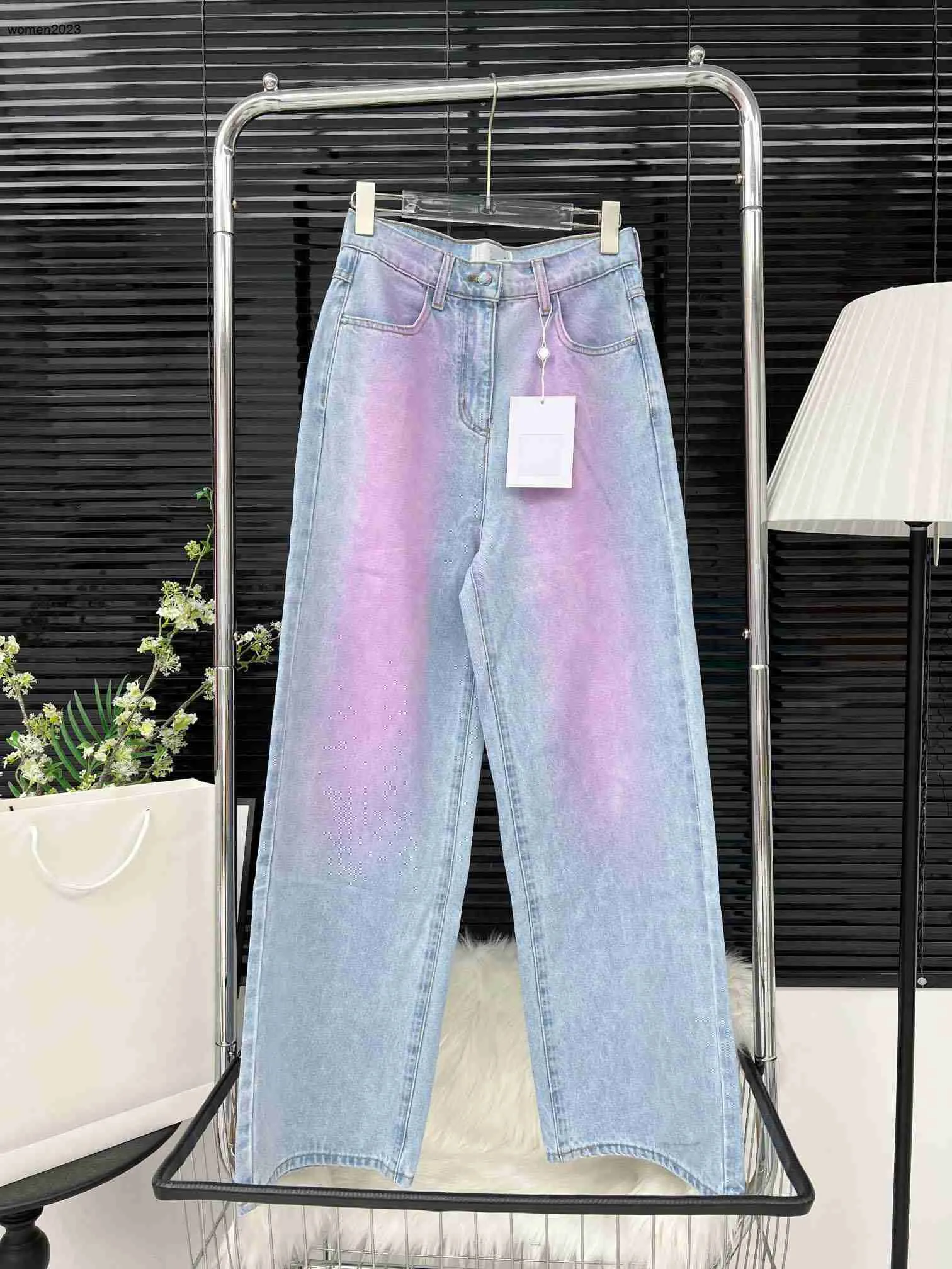 Designer Femmes Marque Pantalons Mode Femmes Jeans Straight Wash Designs Pantalon Pantalon Jan