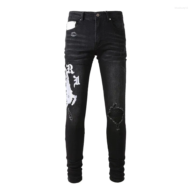 Jeans masculinos azuis letras pretas calças bordadas slim angustiado rasgado buracos skinny streetwear estilo estiramento