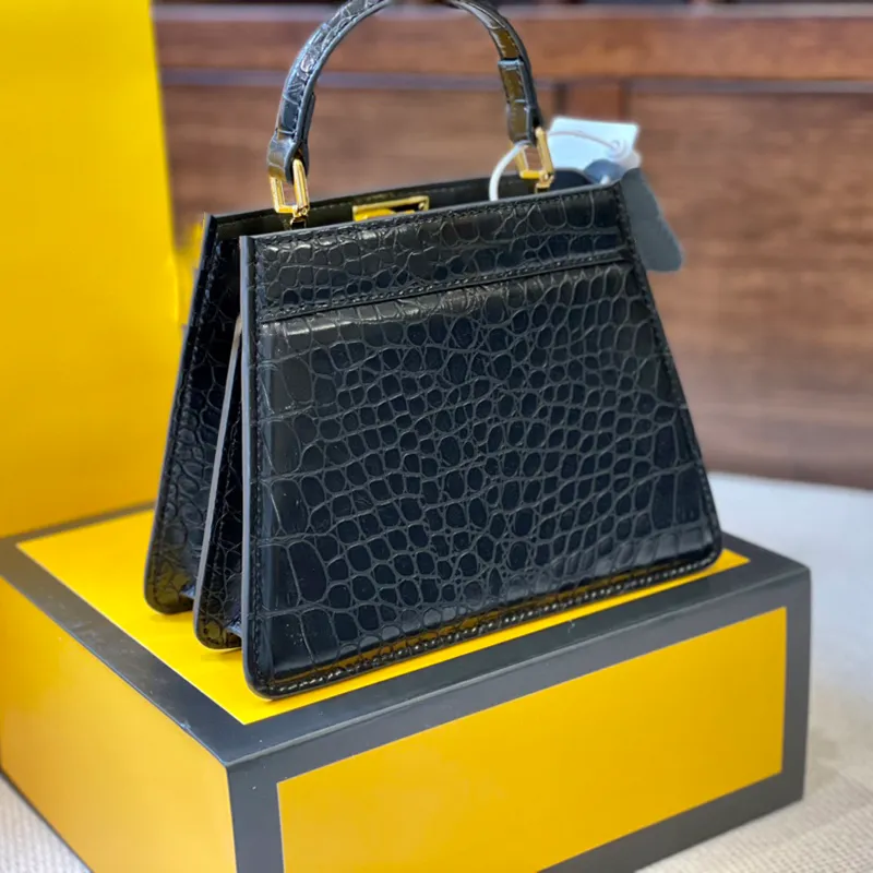 Lyxväskor Totes Designer Handväskor Kvinnor Läder axelväskor Enkel Messenger Purse Wallet Fashion Lady Mini Black Bag 230130