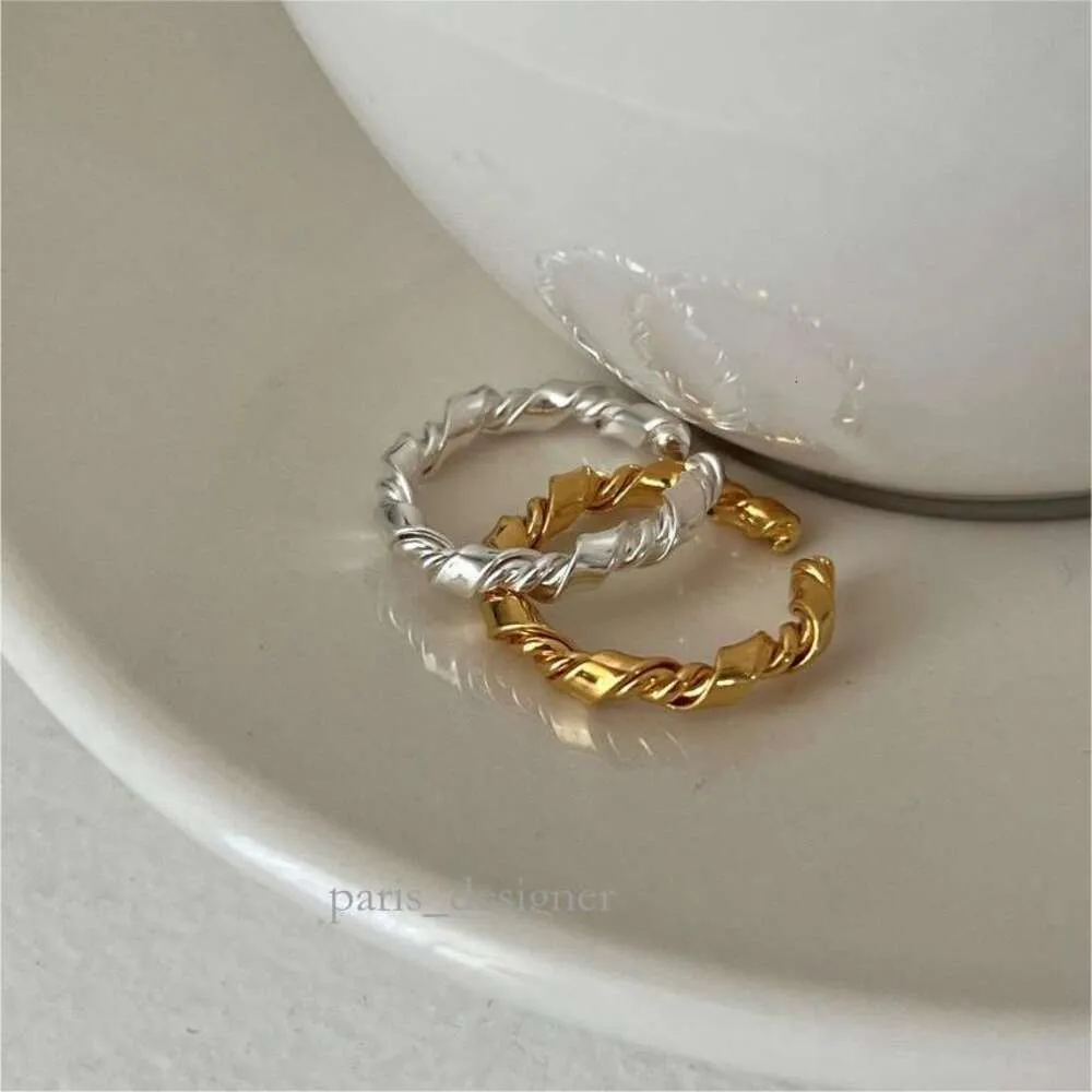 925 srebrny, czysty ręcznie robiony pierścień węzły minimalistyczny Pierścień dla kobiet w składzie czerwony pierścień 979 857