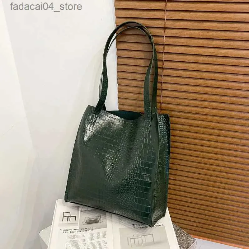 Shopping Bags Women Bucket Bag Soft Leather Alligator Pattern Handbag Large Capacity Casual Tote Black Shopping Bags for Ladies Girls Book Bag Q240118