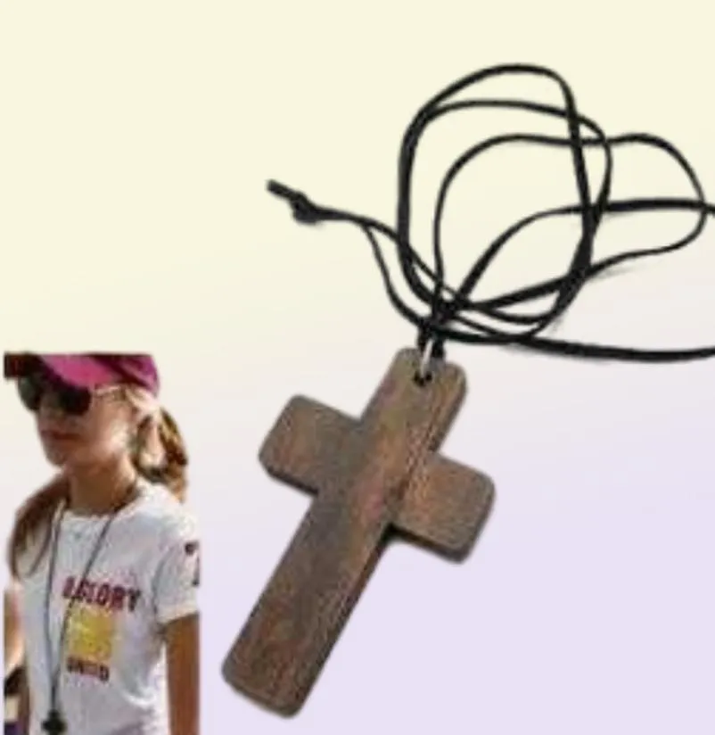 Necklace Cross Vintage Wooden Jewelry Pendant Simple Wooden Cross And Leather Rope Charm Wedding Women Necklace Sweater Chain5953952