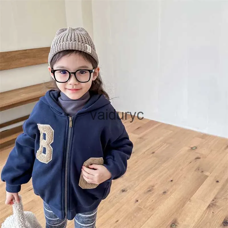 Jackets 2023 Winter New Baby Long Sleeve Warm Hooded Coat Toddler Boy Plus Velvet Thick Letter Hoodie Girls Padded Jacket Kids Clothes H240508