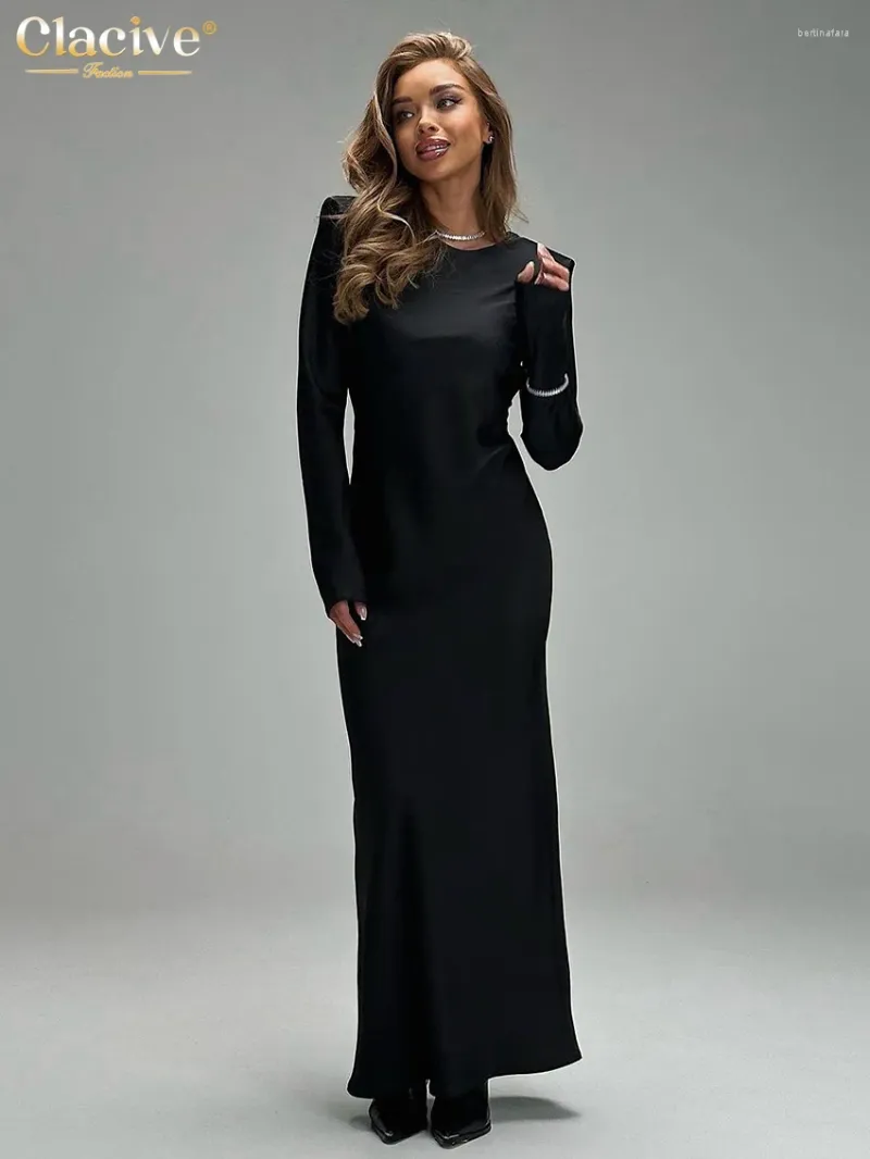 Robes décontractées Clacive Mode Slim Noir Satin Robe Femme 2024 Élégant O-Cou Manches Longues Longueur Cheville Classique Femme
