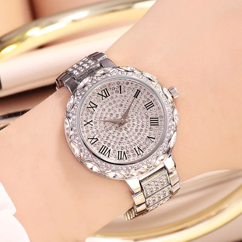 Montre étanche à quartz pour femme avec bracelet en acier et diamant de luxe léger de qualité supérieure