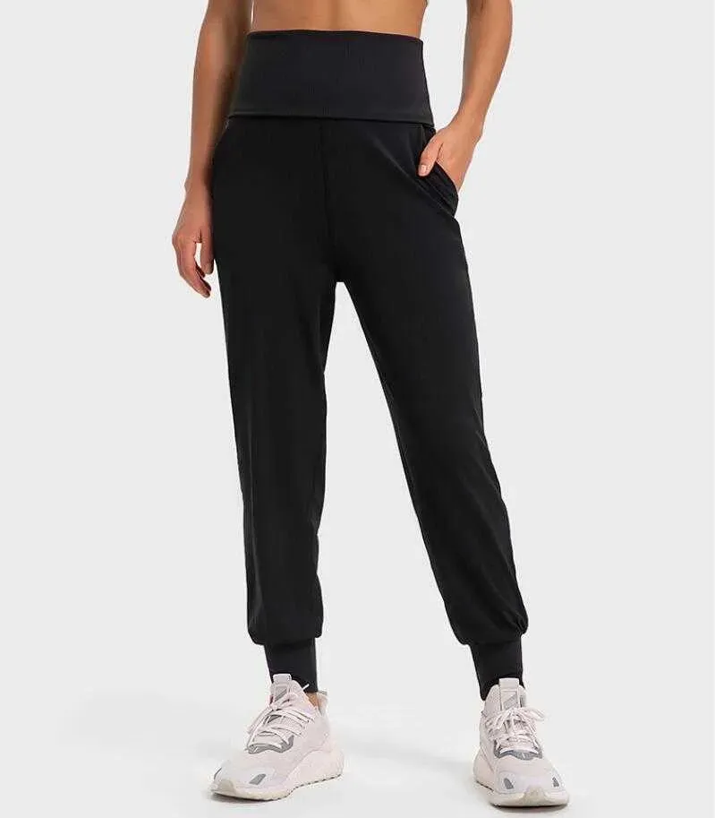 Lu-365 Yogabroek voor dames Gestreepte ribtailleband Rimpelbestendig Warme buik Stapellegging Zijzakken Losse naakt Sportlegging 65