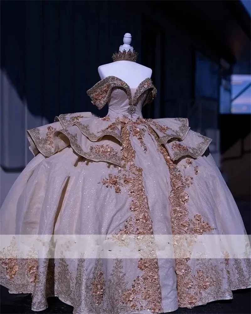 Robes de princesse Quinceanera en or scintillant, chérie, paillettes appliquées, cristaux, perles, robes de bal de 15e bal, 2024