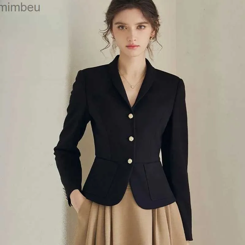 女性のスーツブレザージャケットブレザーウーマンクロップ服スリムアウターウィメンのためのショートソリッドコート黒人トレンド2023韓国人気服Salel240118