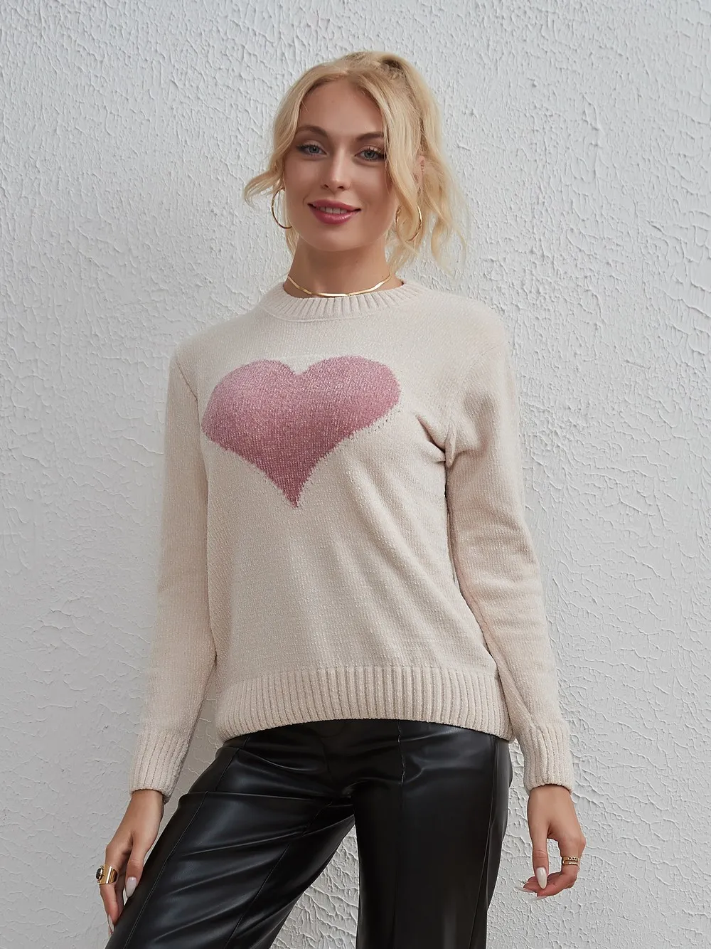 Women`s Sweaters Women`s New Spanish Ins Hot Sale Sweet Heart All Match Top Simple Fashion Sweater