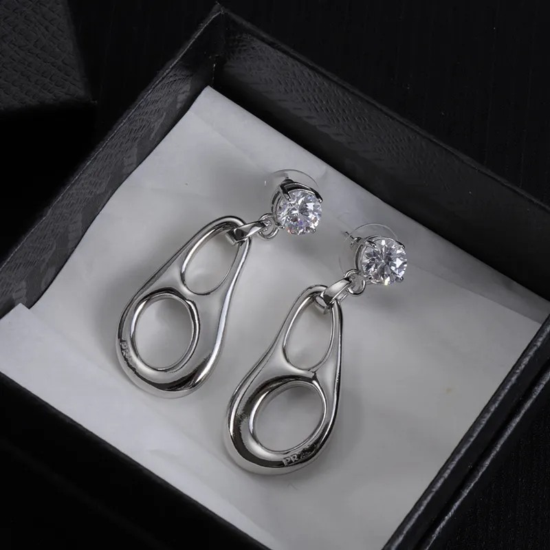 Boucles d'oreilles en acier inoxydable plaqué argent Mode Femmes Géométrique Marque Desigenr Lettre Cristal Strass Perle Boucle D'oreille Femmes Bijoux De Mariage