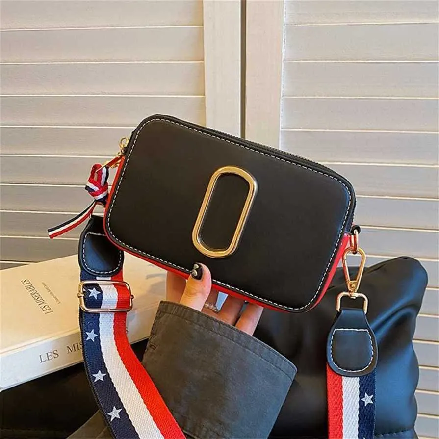 Appareil photo à large sangle pour femmes, nouvelle épaule avec bandoulière polyvalente, petit sac carré, tendance et droit, 6125