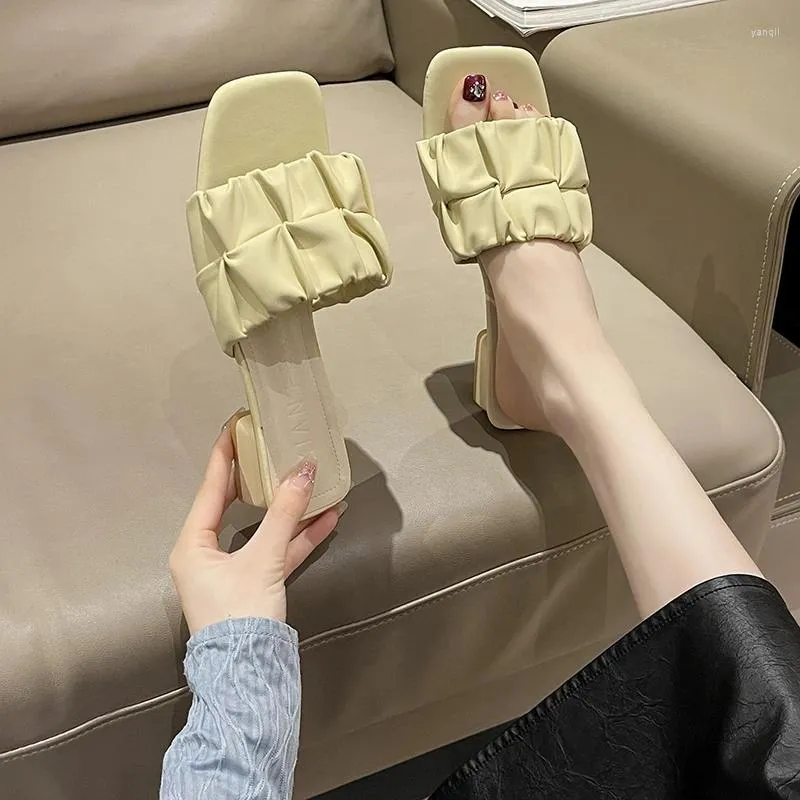 Chinelos sapatos femininos 2024 de alta qualidade moda moderna selvagem casual feminino sólido dedo do pé quadrado