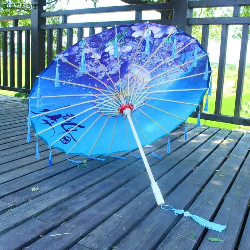 Paraplyer 82 cm romantisk silkesduk paraply regnprov forntida Hanfu -dansparaplydekorativa rekvisita visar prestationsdansolja parasol