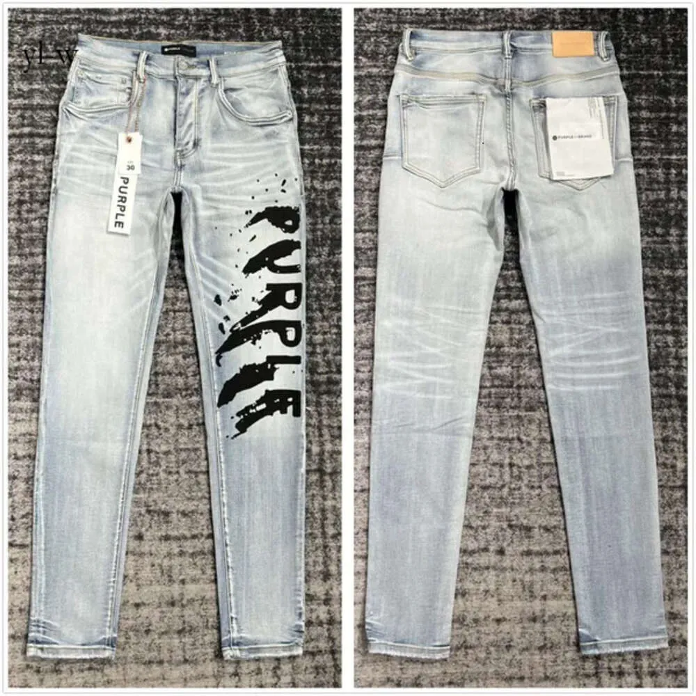 Designer Jeans viola per uomo e donna Jeans da trekking Pantaloni strappati Hip Hop High Street Fashion Brand Para Hombre Moto Ricamo Aderente 7168 9305