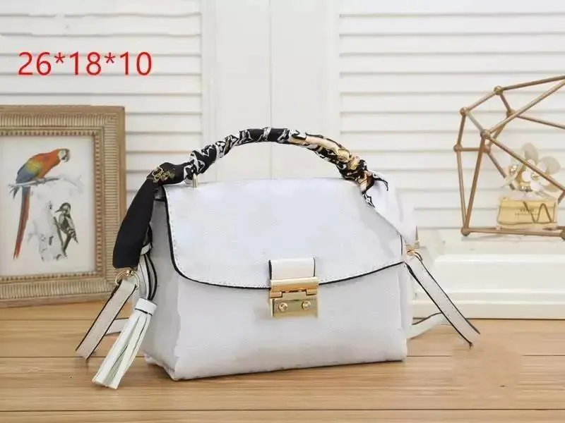 Ladies Fashion Casual Designe Luxury Crossbody Shoulder Bags Croisette Messenger Bag High Quality M44875 Metiss Handbag Purse Pouch clutch bag dhgate A254