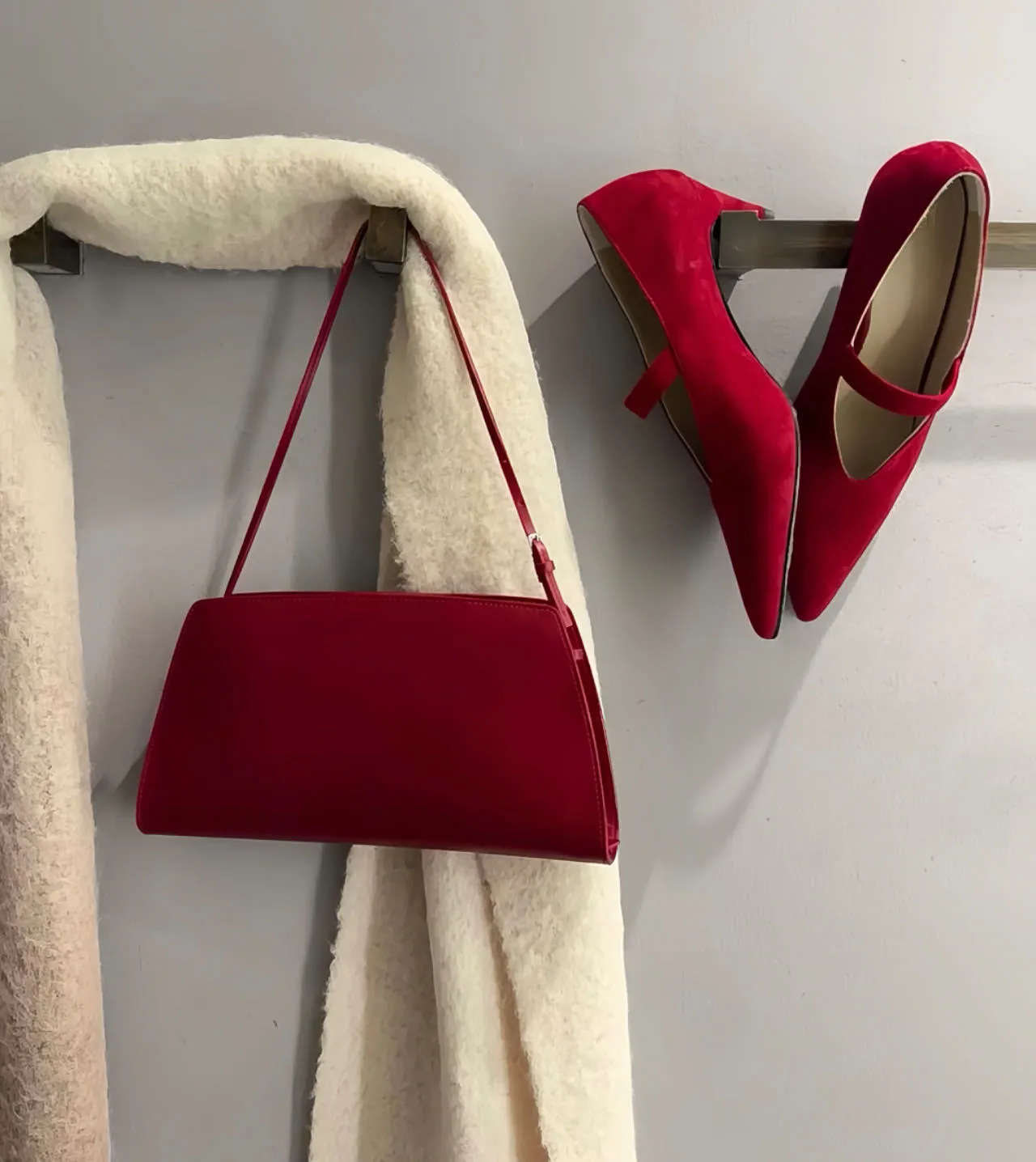 Torba projektowa w stylu francuskiego dla kobiet z krętą torbą na podnopt
