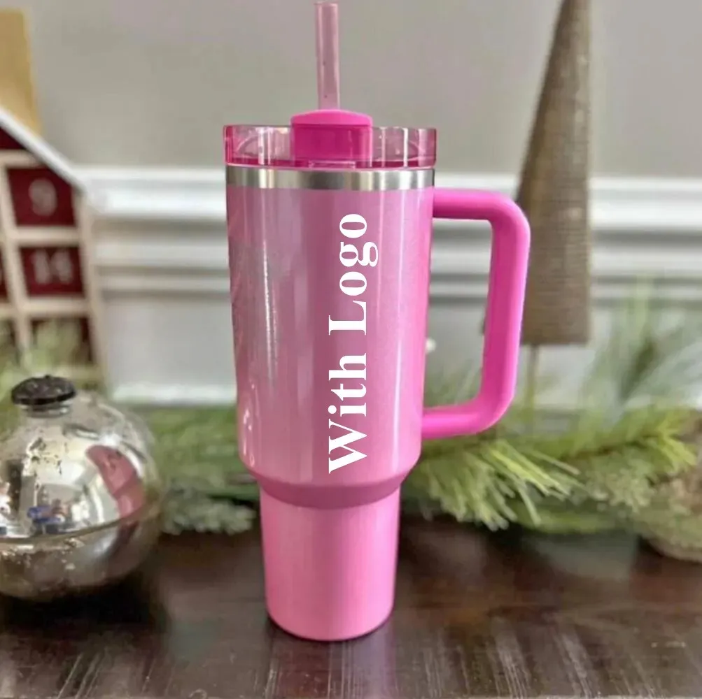DHL Starbuks Cobrand Winter Comso Pink Parade 40oz Quencher H2.0 Mugs Cups Siliconeハンドル付きステンレス鋼タンブラーカップ