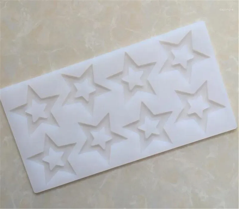 ベーキング型20pcs 3D星形状シリコン型ケーキデコレーションツールカップケーキチョコレート型装飾マフィンパンs
