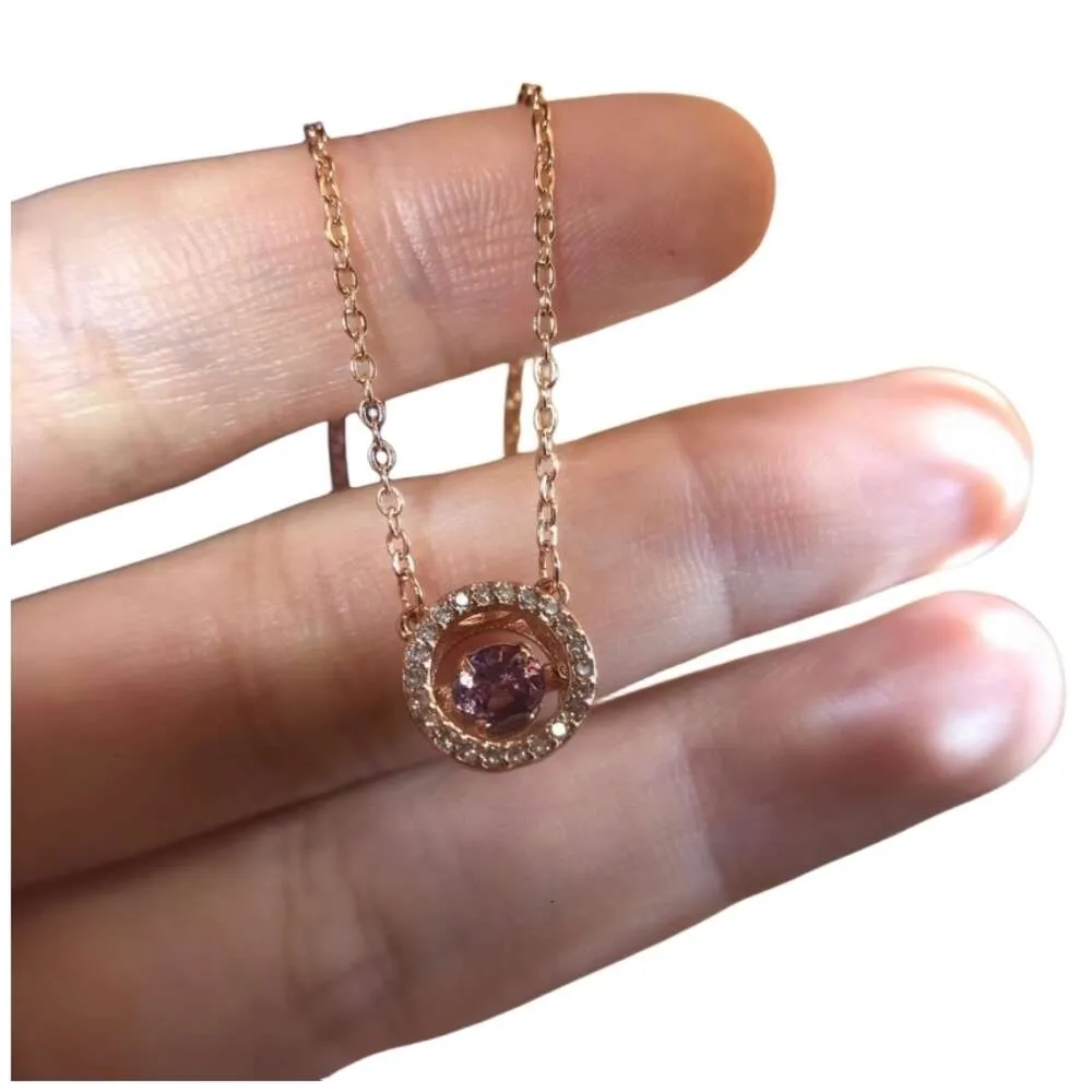 Swarovskis Collier Designer De Luxe Mode Femmes Original Qualité Net Rouge Tempérament Pas Cher Violet Cristal Battant Coeur Cygnet Élément Smart Collier Chaîne