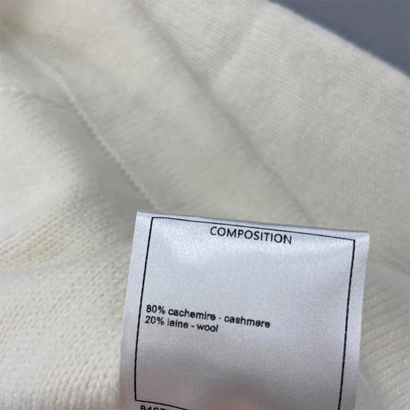 Maglioni da donna Designer Brand Cardigan in cashmere girocollo lavorato a maglia a vento, tasca dolce e ampia, giacca con fibbia in metallo, nuovo prodotto di inizio autunno HDEO