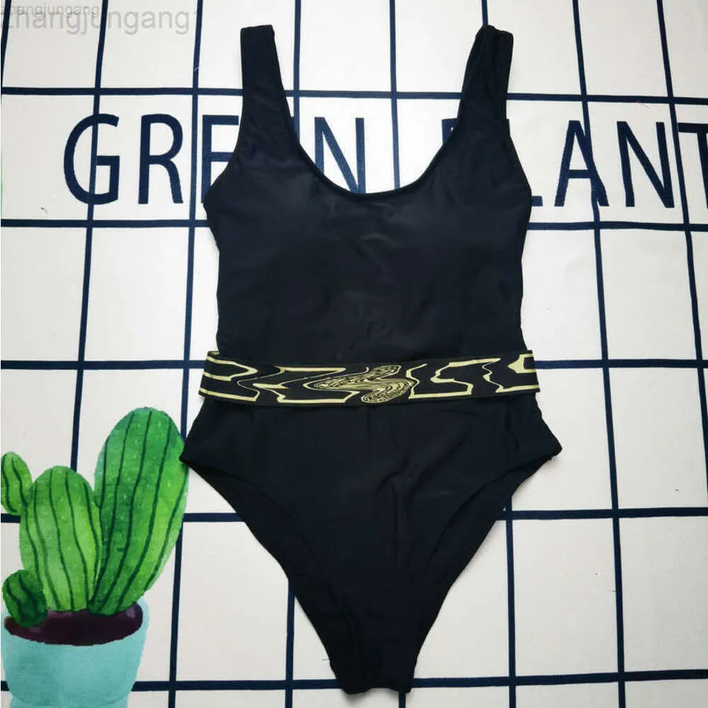 24SS Projektantka Vercaces Bikini Versages Nowy kostium kąpielowy Kobiety Fanjia Solidna seksowna otwarta back One Piece Kobiet Swimsit