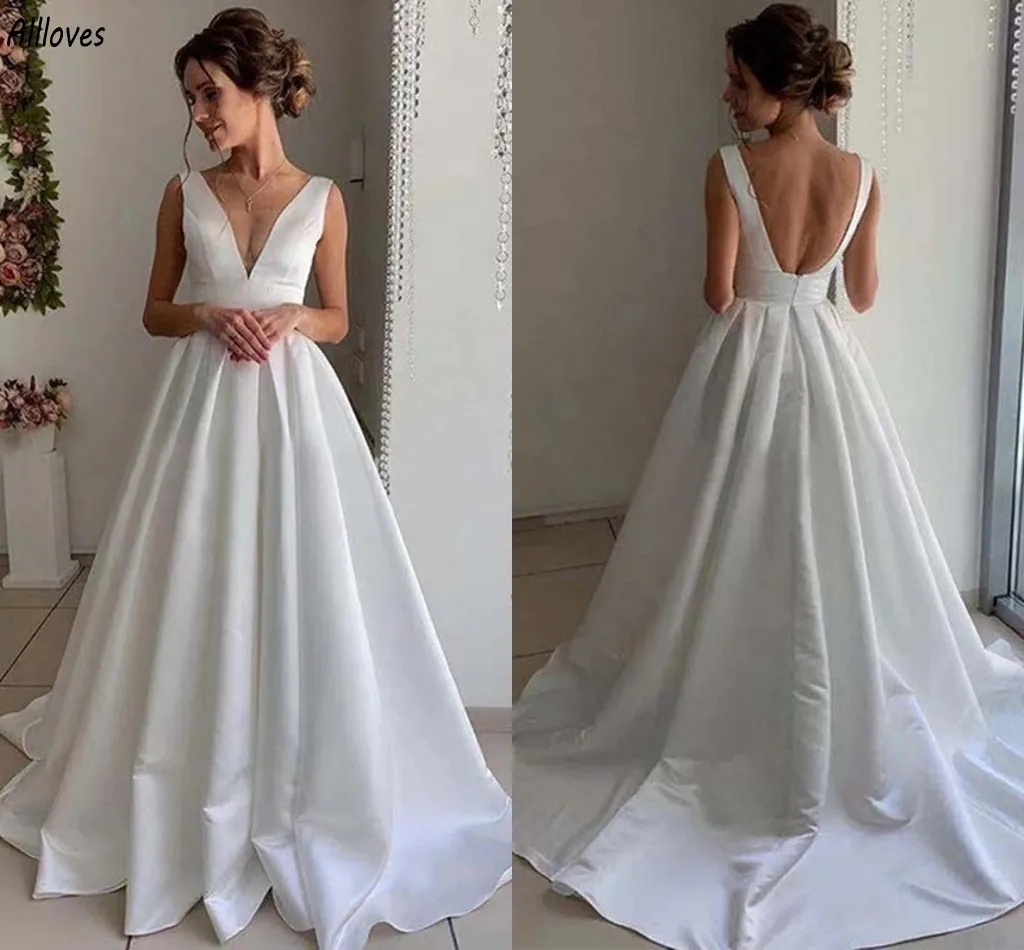 Ślub seksowne proste sukienki v szyi bez rękawów Boho ogrodowe suknie ślubne Sweet Train Backless Plus Size Reetpion Bride Małżeństwo Vestidos de novia cl3223 estidos