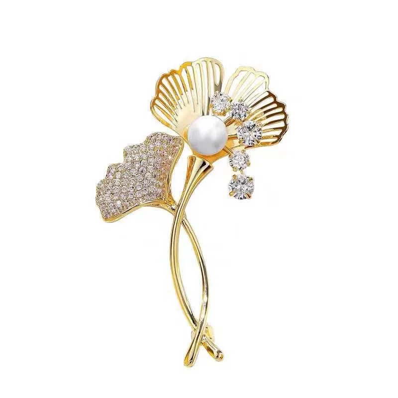 Fashion Shell Zircon Butterfly Brooches For Women Elegant Pearl Rhinestone Circle Wreath Lapel Pins Wedding Party Jewelry Gifts