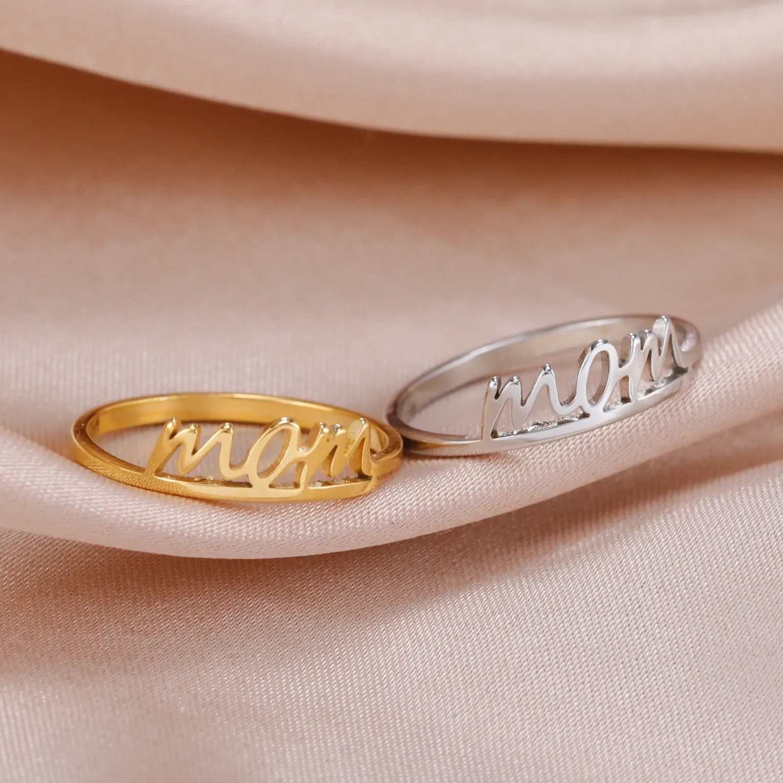 14k Geel Goud Moeder Letter Vinger Ring Verguld Sieraden Verjaardag Moederdag Vaderdag Cadeau voor moeder Kinderen