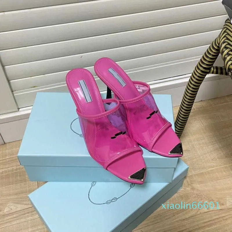 Designer-Damen-Heels, bedruckte Luxus-Slides, klobiger High-Heel, 8 cm, silberfarbenes Metallic-Leder, transparente Hausschuhe