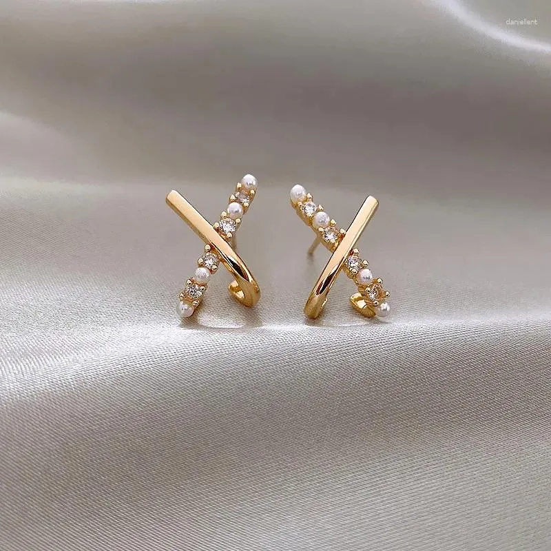 Boucles d'oreilles croix coréenne perle Zircon pour femmes, couleur or, bijoux de fête de mariage, bal de fiançailles, Piercing en métal, cadeau d'oreille