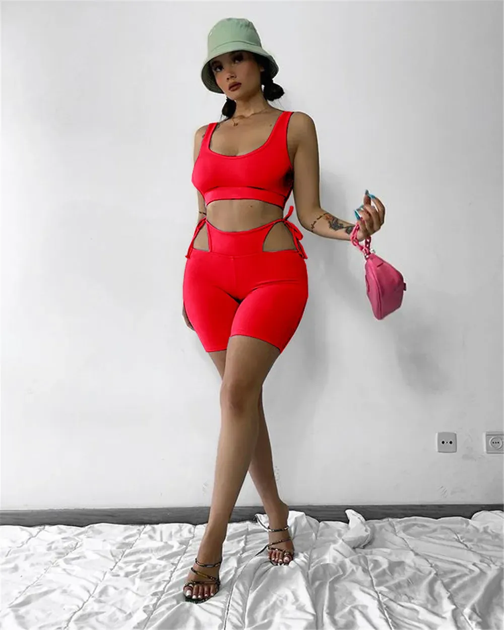 2024 Designer Tracksuits Summer Outfits Women Two Piece Sets Sleeveless Tank Crop Top Cut Out Shorts Matching Casual Solid Sportswear Bulk Wholesale Clothes 9843