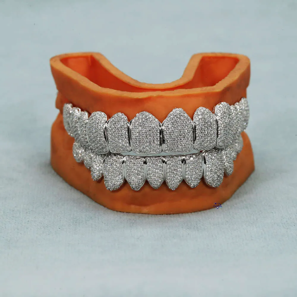 Moda personalizada hip hop jóias 925 prata esterlina gelado para fora vvs clareza diamante corte redondo laboratório crescido dentes grillz para unisex