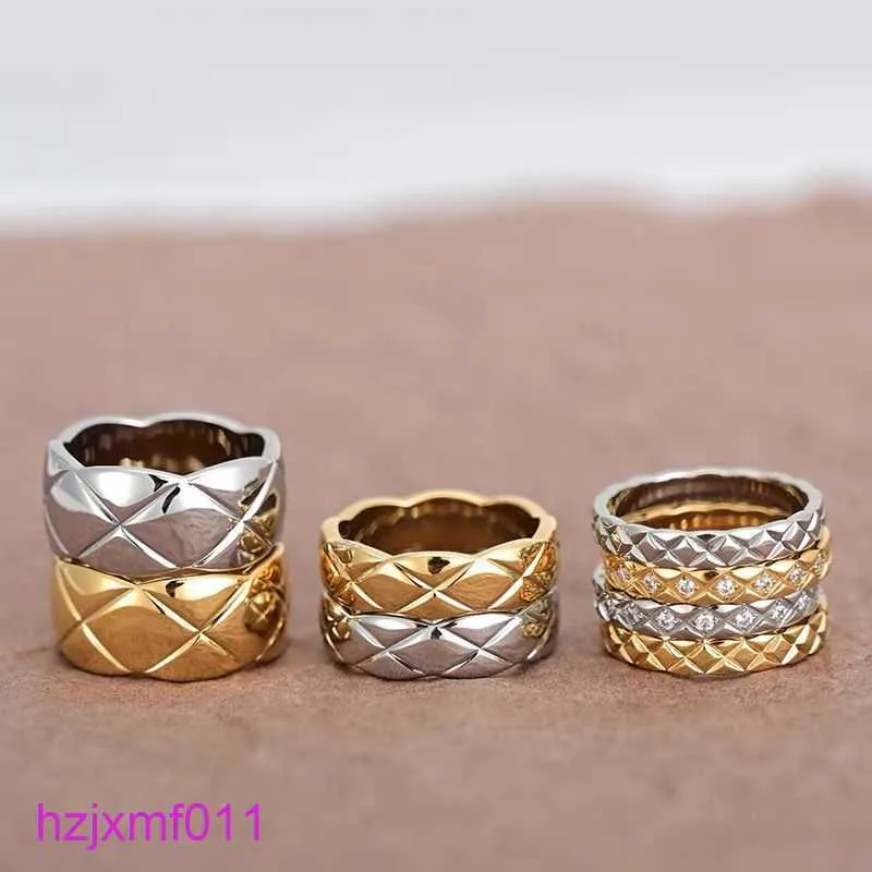 2g31 Band Rings 2023 S925 Sterling Silver Diamond for Women Luxury Shining Crystal Stone Designer Ring Wedding Jewelry No Box