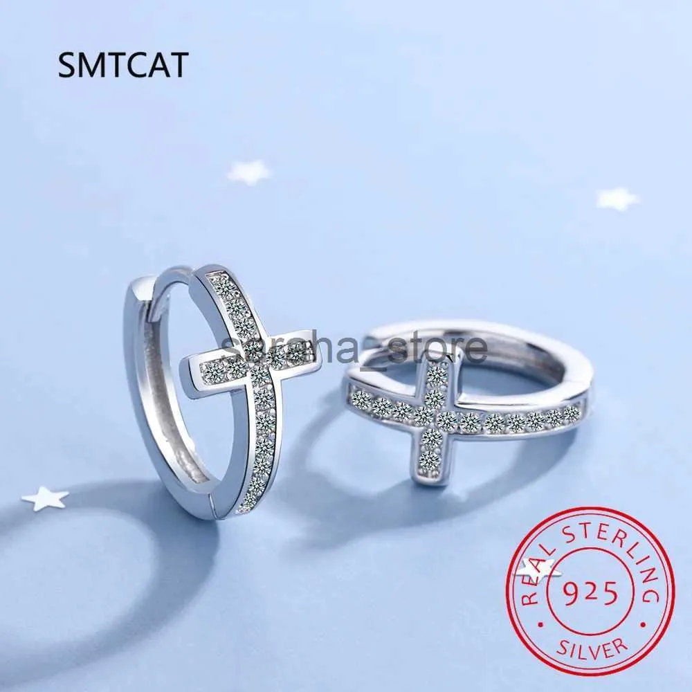 Stud S925 Timbro Argento Nuova Donna Gioielleria Raffinata di Alta Qualità Cristallo Blu Zircone Semplice Croce Orecchini di Fascino Creolo Huggies J240120