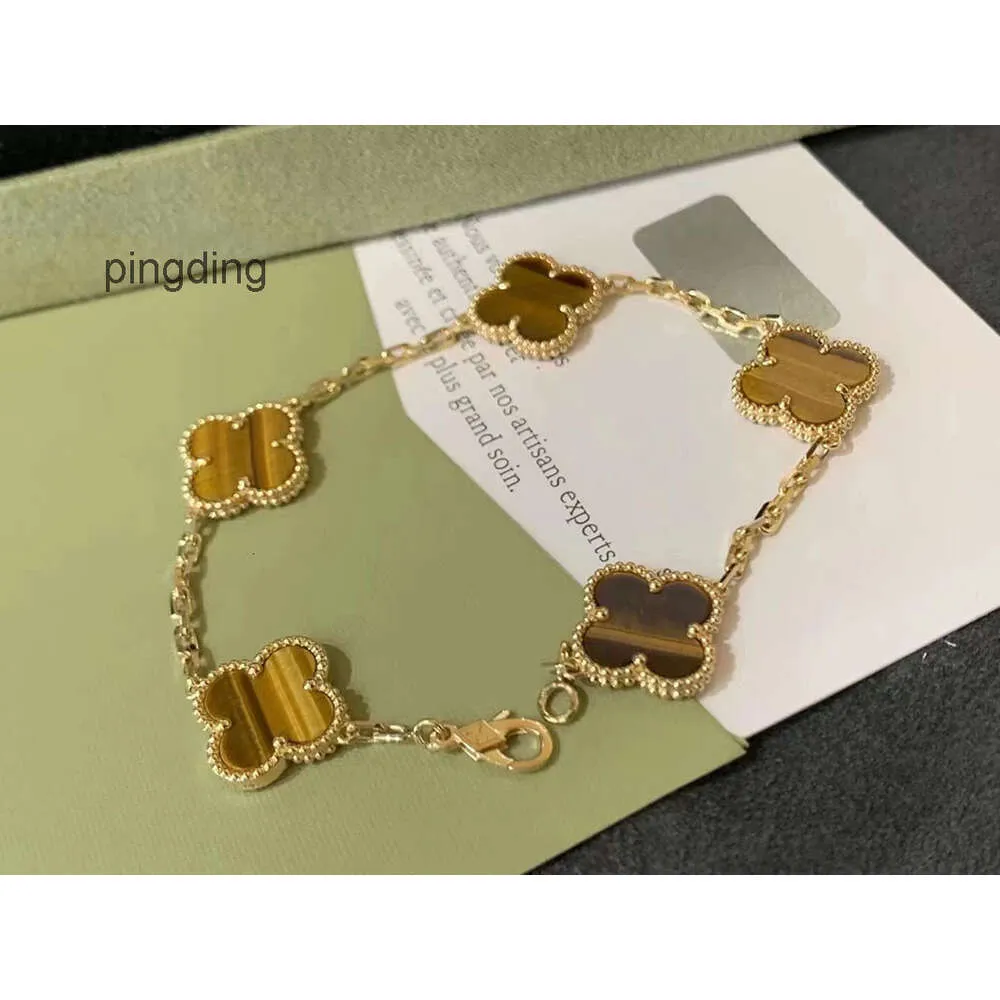 Jewelry Designer Chain Van Four Leaf Clover Bracelet Cleef Van Bracelets Van Charm Brand Clover Luxury 18K Gold Love Bangle Charm 4 Leaf Clovers Shining Crystal Diamo